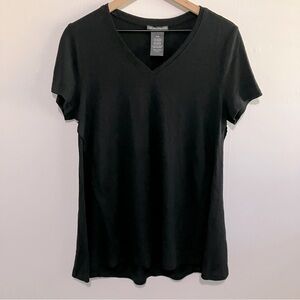 Chelsea & Theodore Classic Black V-Neck Tunic style top Size Medium